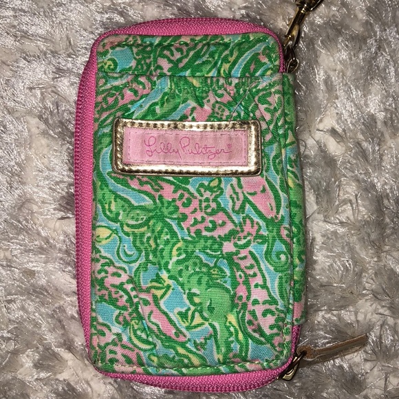 Lilly Pulitzer Handbags - (BOGO) Lilly Pulitzer wristlet